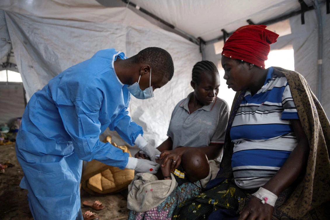 FILE PHOTO: A Congolese nurse takes a sample from a suspected mpox patient in the treatment center at the Kavumu hospital in Kabare territory, South Kivu province of the Democratic Republic of Congo, August 29, 2024. (REUTERS)