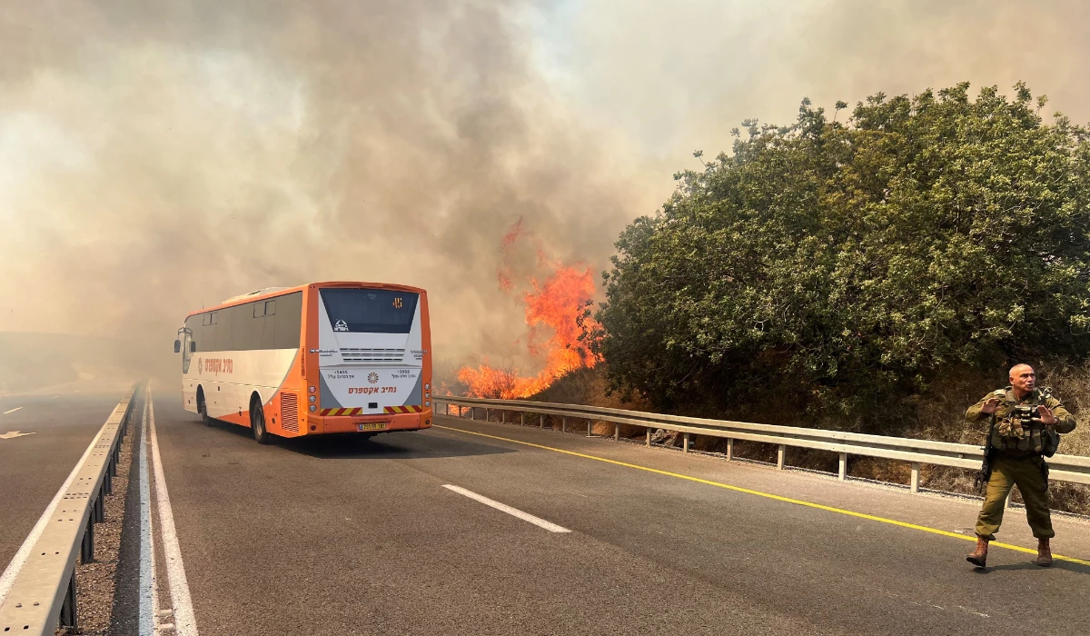 Smoke rises near the Israel-Lebanon border, after Hezbollah fired projectiles towards Israel from Lebanon, amid cross-border hostilities between Hezbollah and Israeli forces, in northern Israel, September 12, 2024. 9REUTERS)