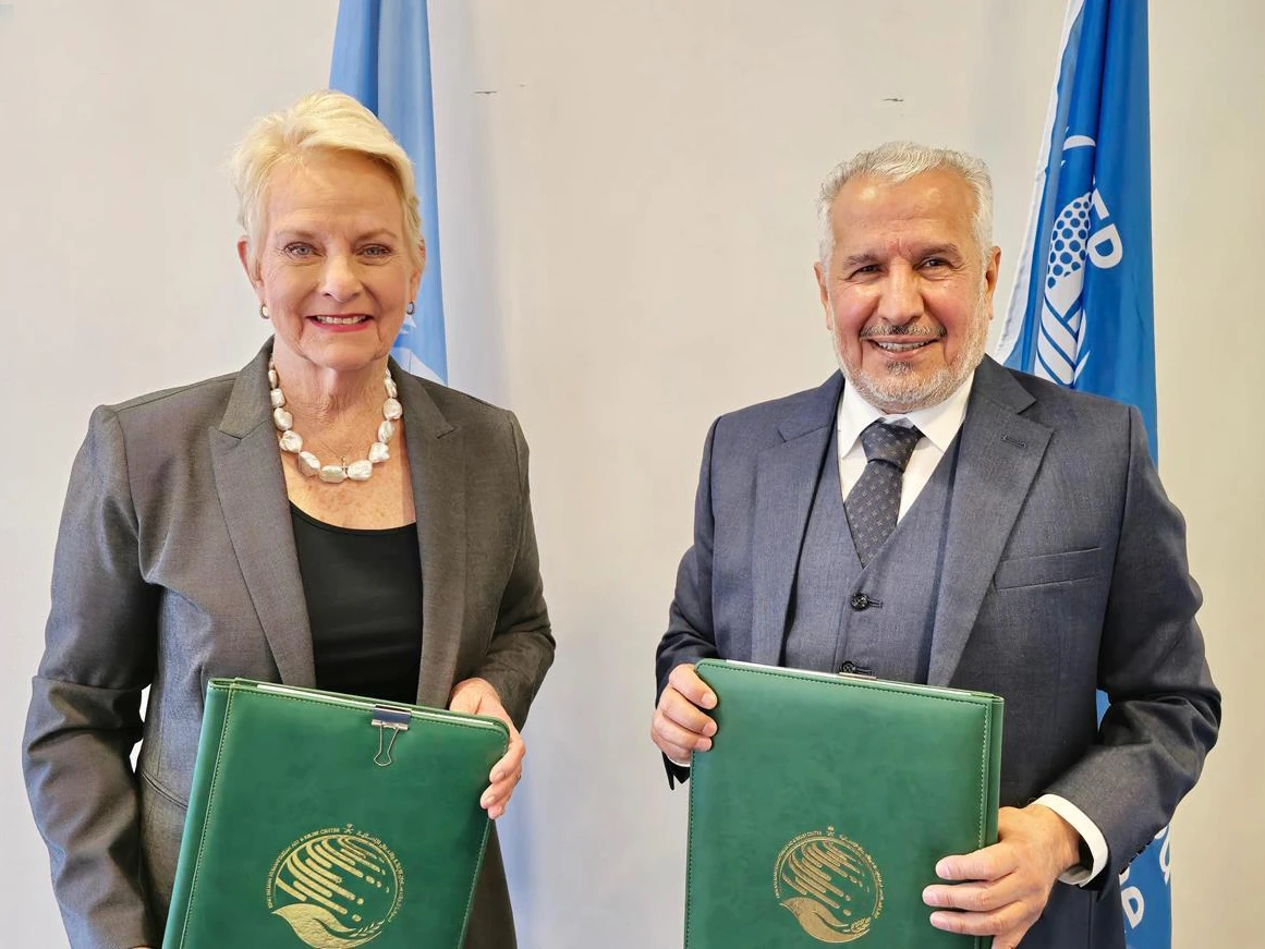 The deal was signed by KSrelief Supervisor General Dr. Abdullah Al-Rabeeah and WFP Executive Director Cindy Hensley McCain. (SPA)