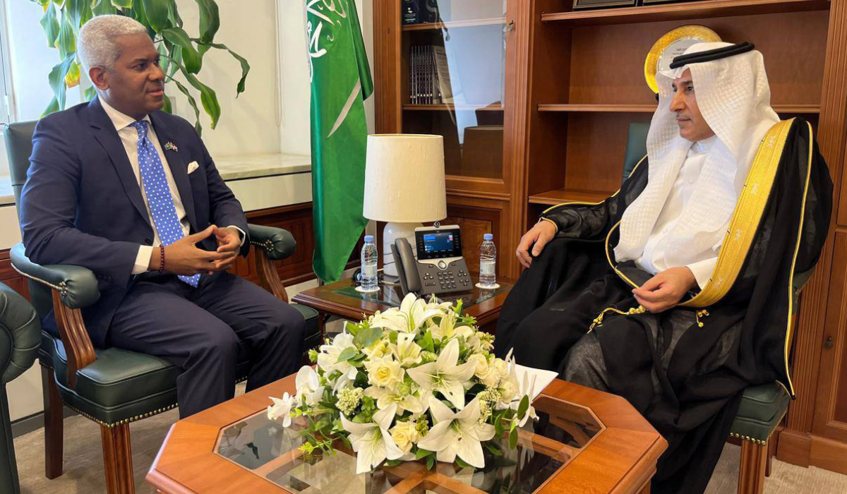 Saud Al-Sati holds talks with Andy Rodriguez Duran in Riyadh. (Supplied)