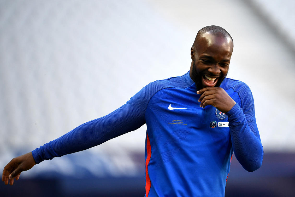 he court’s ruling came after former France international Lassana Diarra legally challenged FIFA rules following a dispute with a club. (AFP)