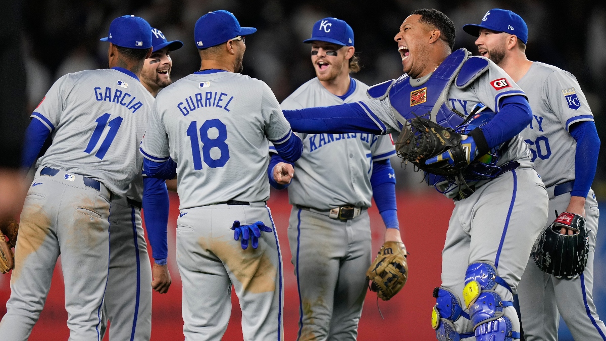 The Kansas City Royals celebrate after defeating the New York Yankees in Game 2 of the American League baseball playoff series Monday in New York. (AP)