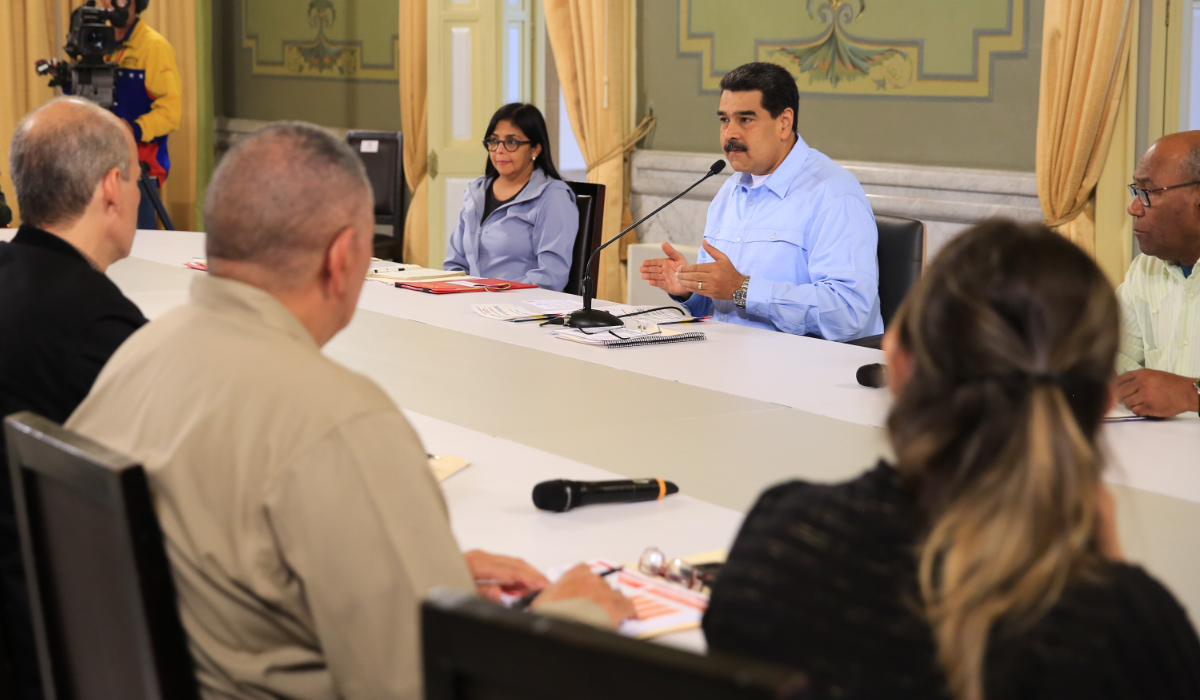 Venezuela's President Nicolas Maduro (C) delivering a speech next to Vice President Delcy Rodriguez (L) at Miraflores Presidential Palace in Caracas, on May 31, 2019. (AFP)