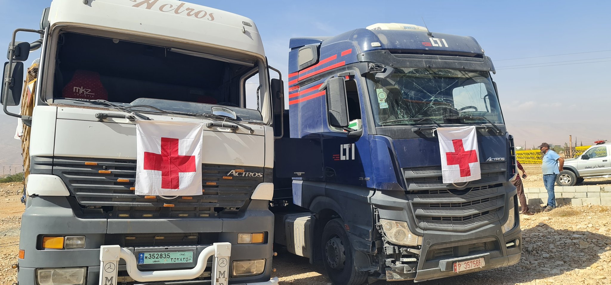 three trucks arrived in Ras Baalbek, all of them were slightly damaged, but the aid was not harmed(X/@BachirKhodr)