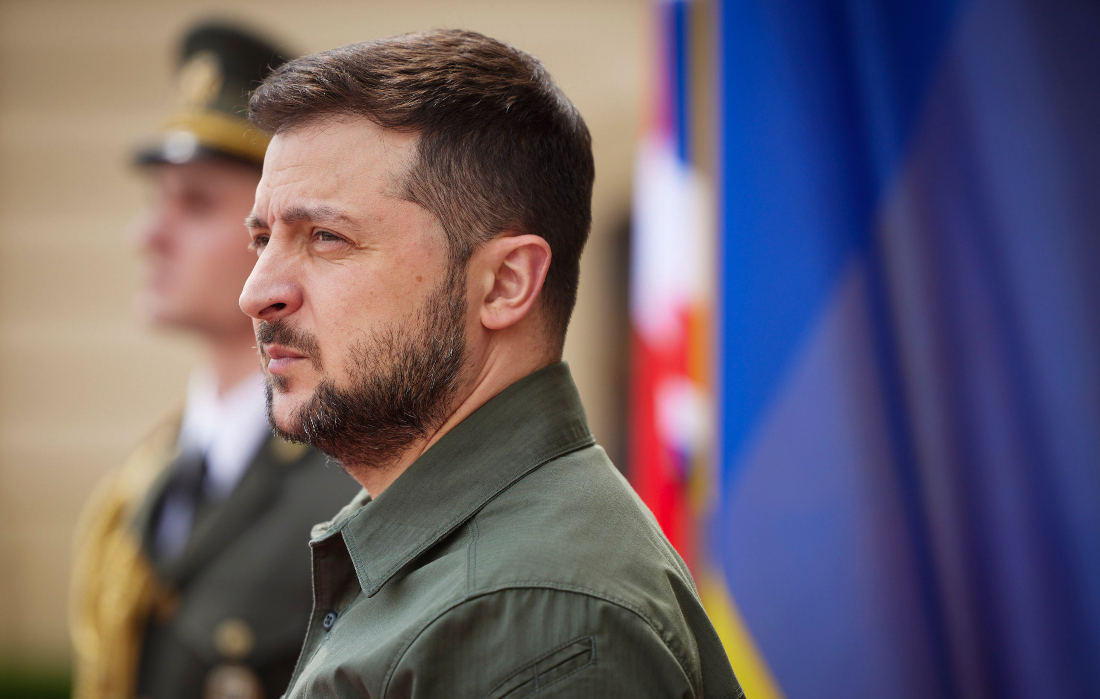 Ukrainian President Volodymyr Zelensky’s presentation to Parliament, announced on Monday by presidential adviser Serhii Leshchenko, comes during a bleak moment in Ukraine. (File/AFP)