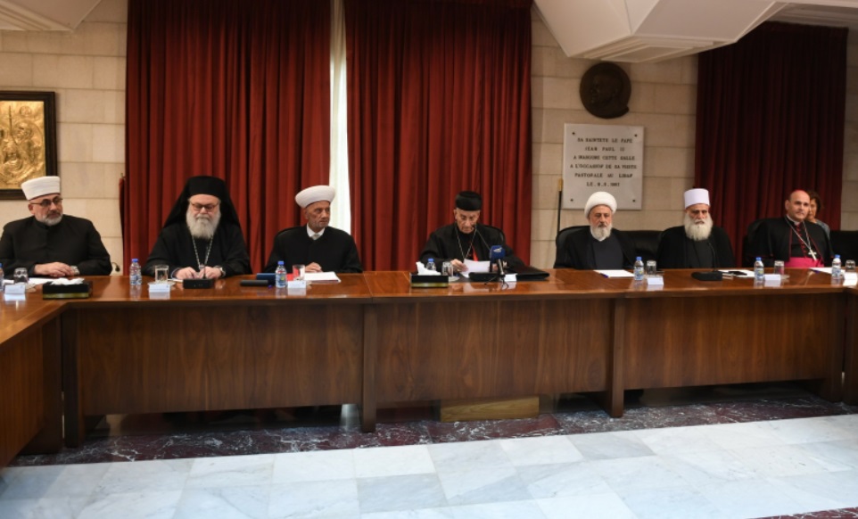 Islamic and Christian spiritual authorities in Lebanon have called unanimously for “the immediate and full implementation of Resolution 1701,” which includes supporting the Lebanese army and enhancing its capabilities to defend the country. (NNA Lebanon)