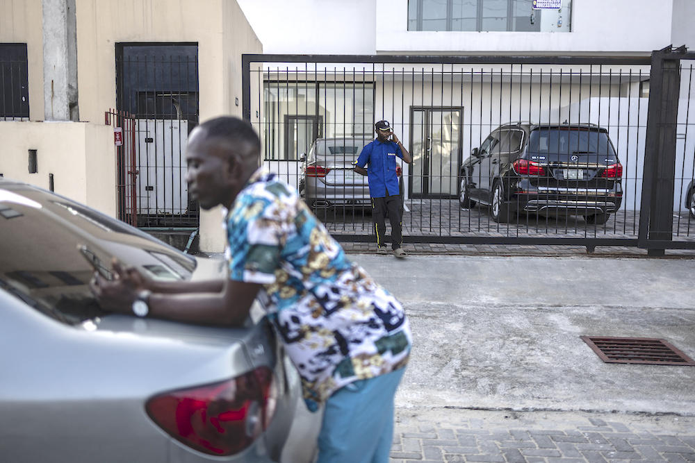 Car dealers in Lagos and Abuja said that they had seen more and more people trading their fuel-guzzling cars and sports utility vehicles for more efficient vehicles to cut costs. (AFP file photo)
