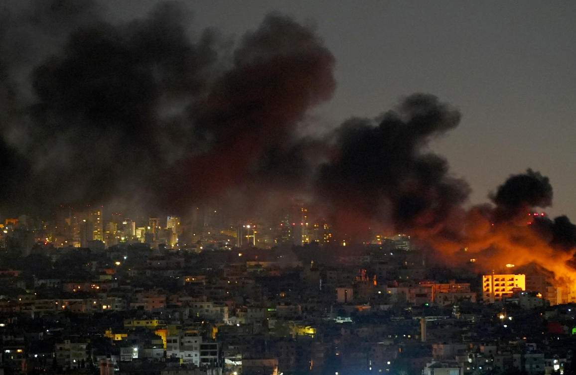 Smoke billows over Beirut's southern suburbs after Israeli strikes, as seen from Deir Qoubel, amid ongoing hostilities between Hezbollah and Israeli forces, Lebanon. (File/Reuters)