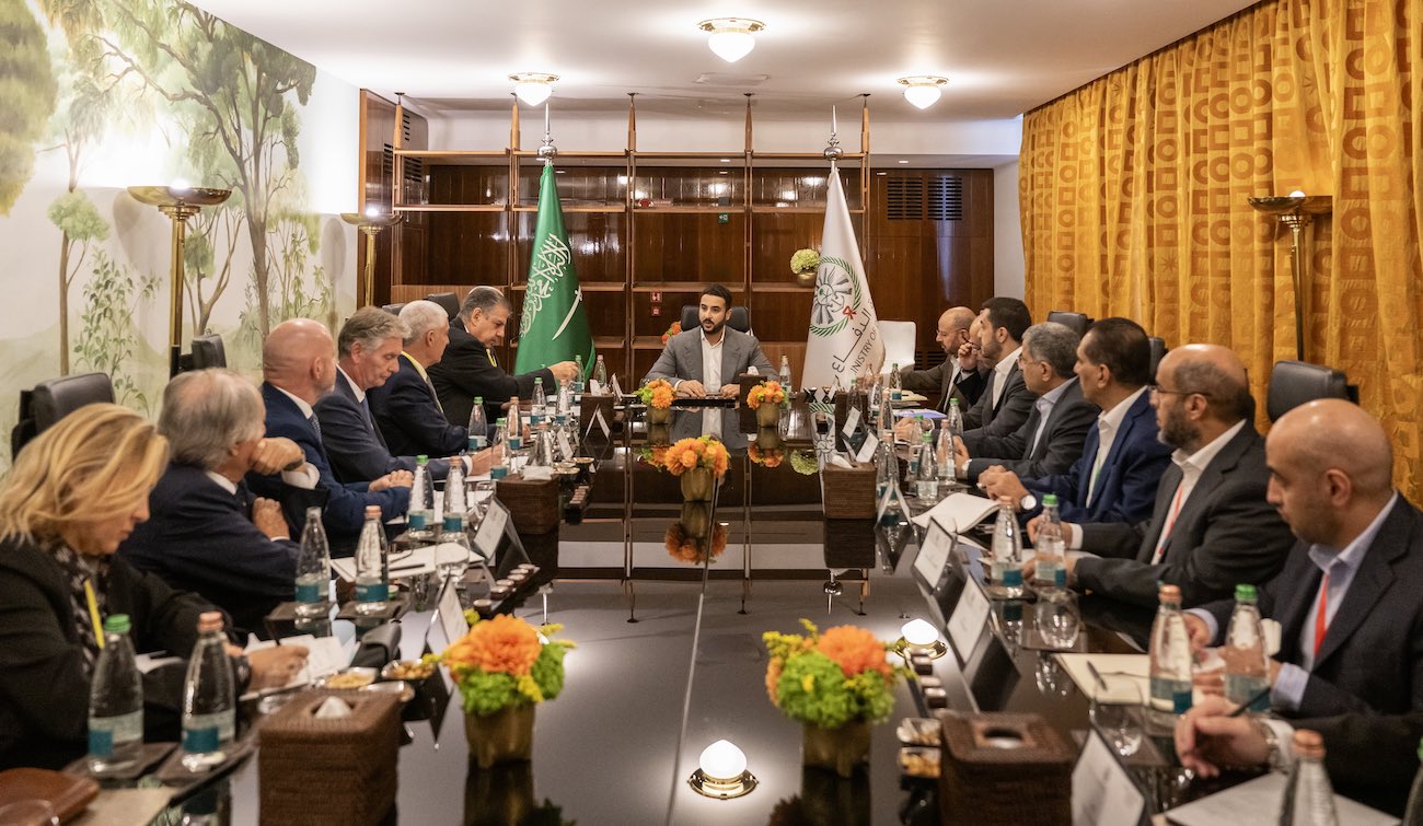 Saudi Defense Minister Prince Khalid bin Salman meets with the leaders of major Italian industrial companies in Rome on Wednesday. (SPA)