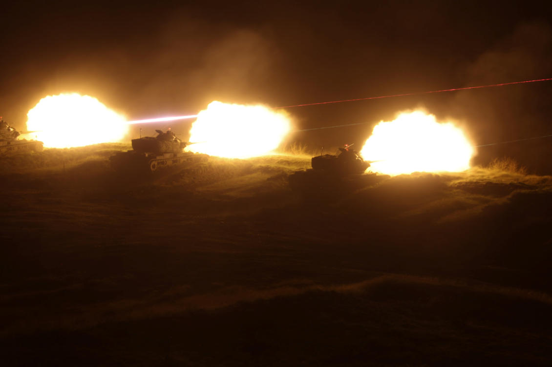 Live rounds are fired during a nighttime exercise on Penghu Islands, Taiwan. (File/Reuters)
