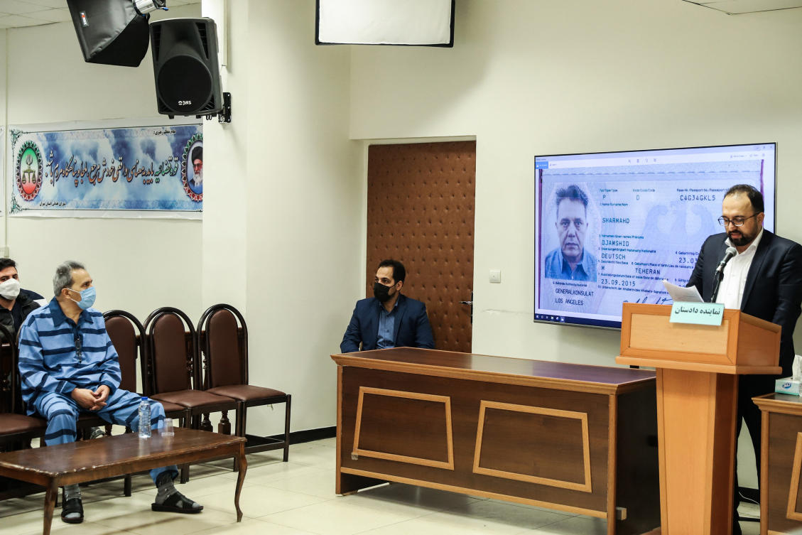 Jamshid Sharmahd attends the first hearing of his trial in Tehran, Iran, Feb. 6, 2022. (AFP)