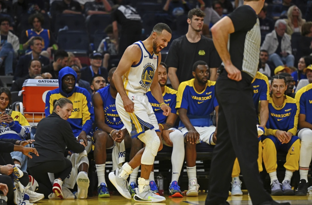 Stephen Curry to miss at least two games for Warriors with left ankle injury