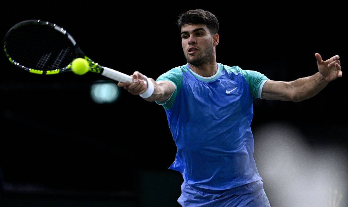 Alcaraz and Tsitsipas reach 3rd round at Paris Masters but Rublev loses temper and match
