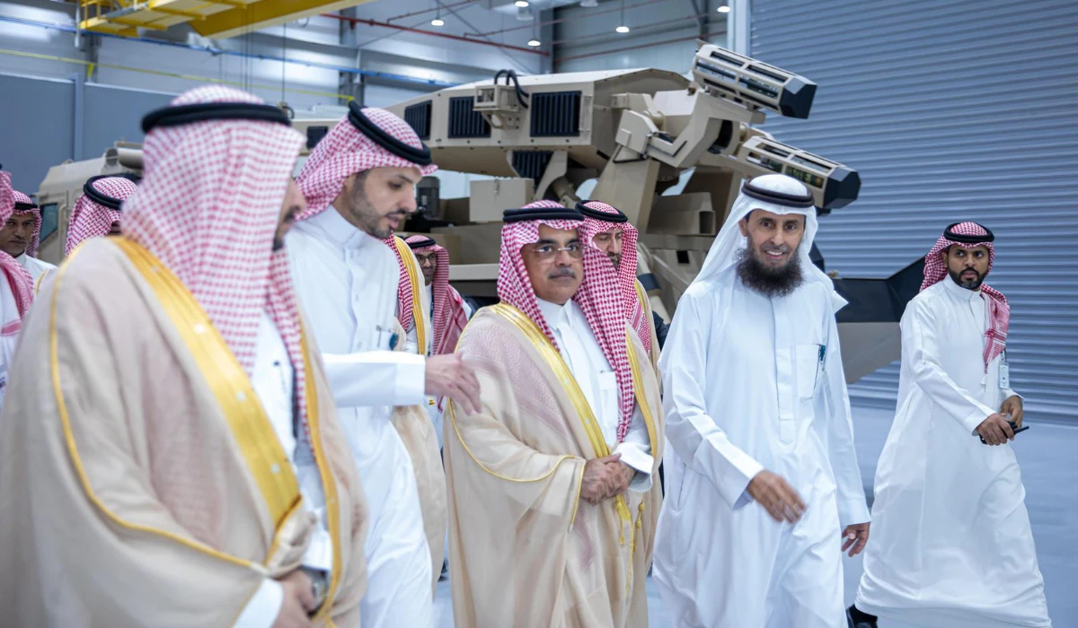 Khalil bin Salamah visits Saudi Arabian Military Industries. (SPA)