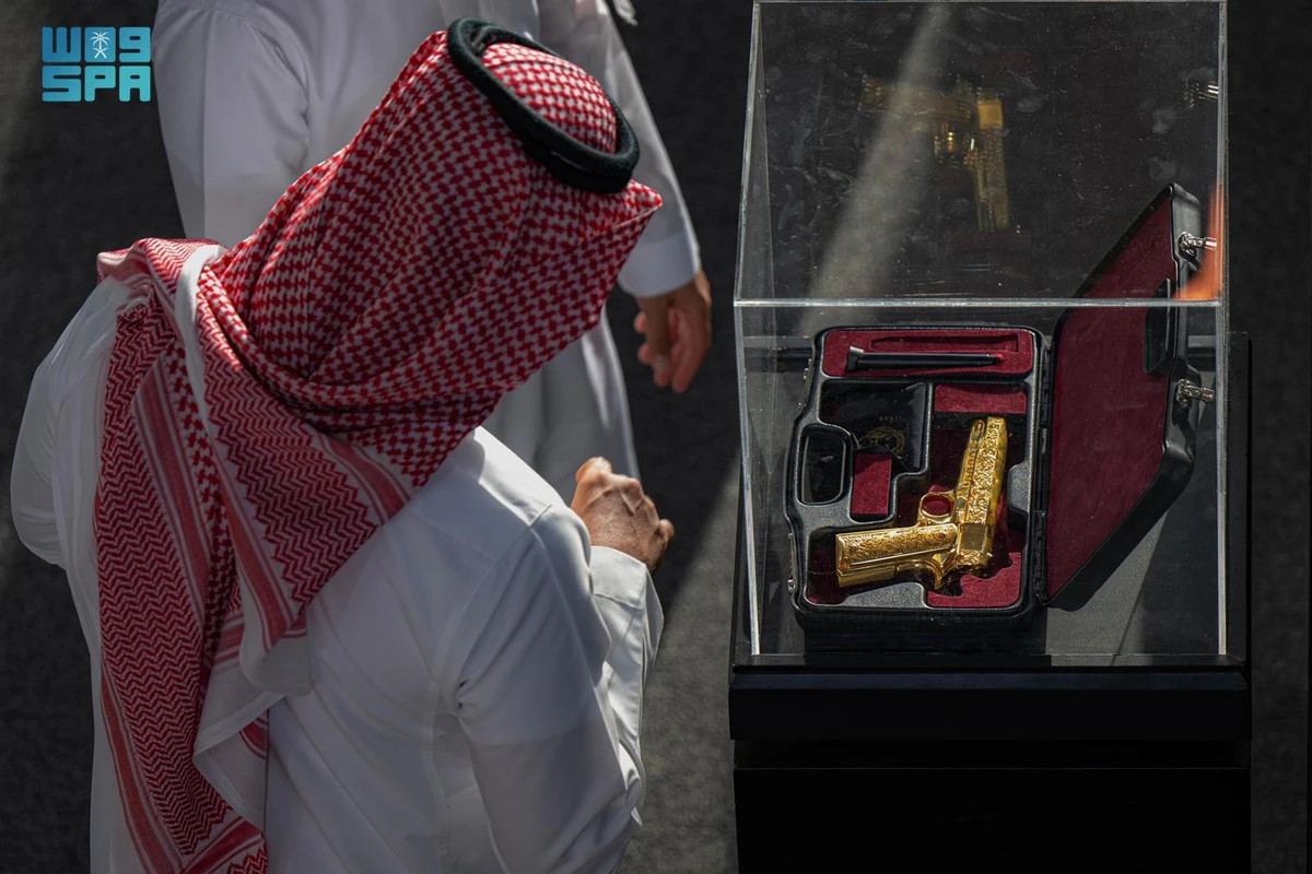 The event features dedicated sections for weapon accessories, allowing firearm owners to enhance their gear. (SPA)