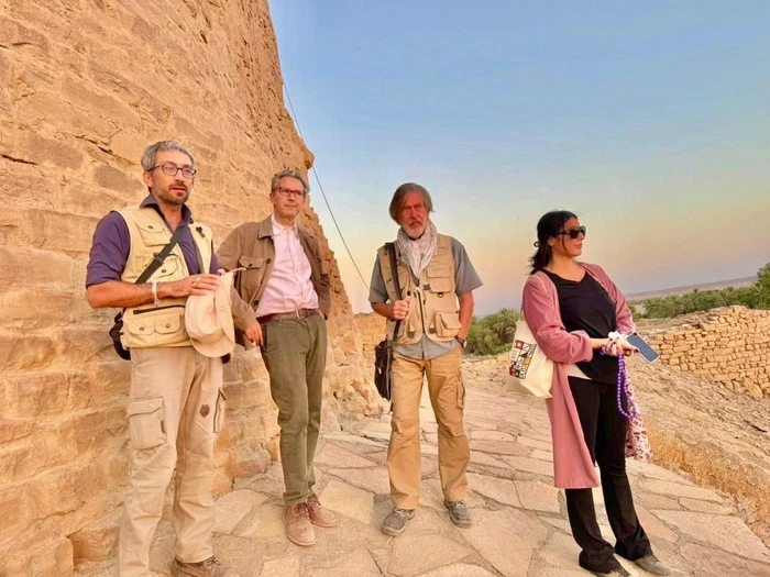 Italian Ambassador to Saudi Arabia Carlo Baldocci visited the Italian archaeological mission at the historic oasis of Dumat Al-Jandal. (Supplied)