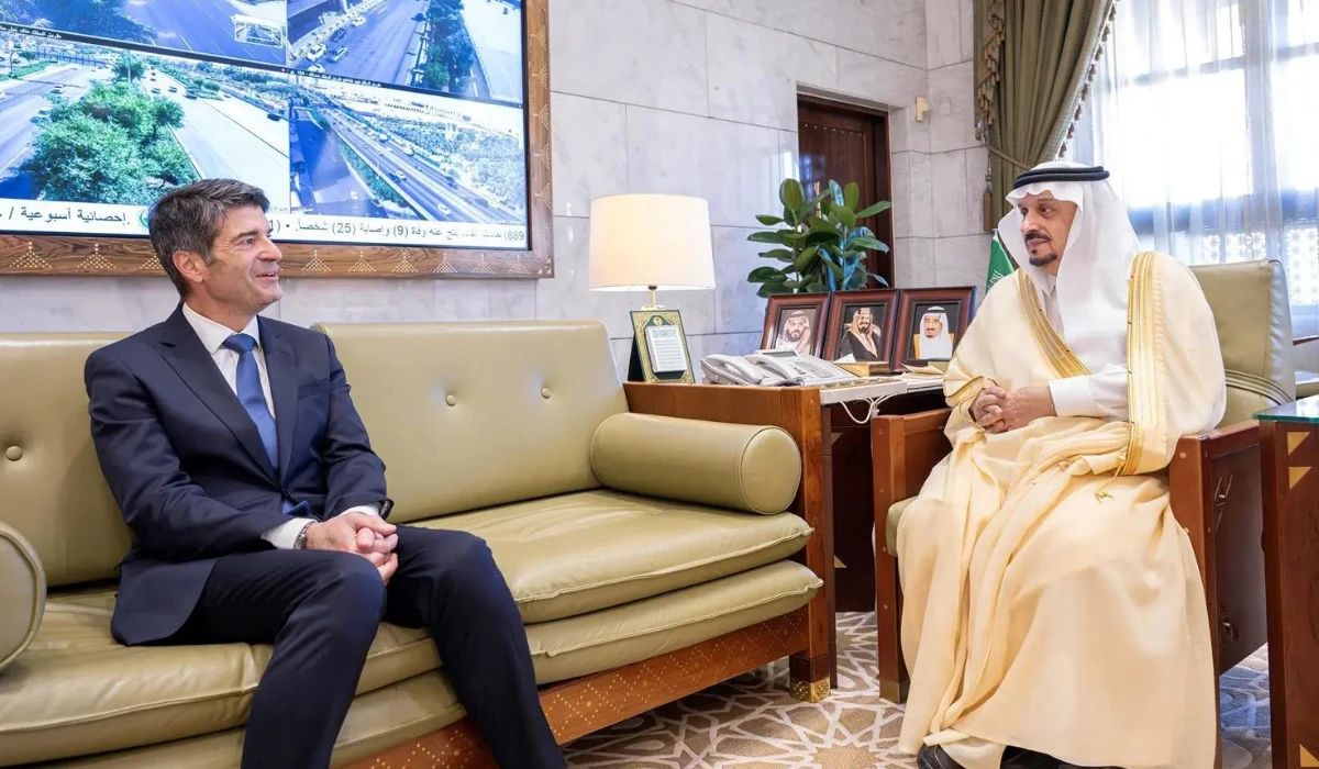 Prince Faisal bin Bandar holds talks with Patrick Maisonnave in Riyadh. (SPA)
