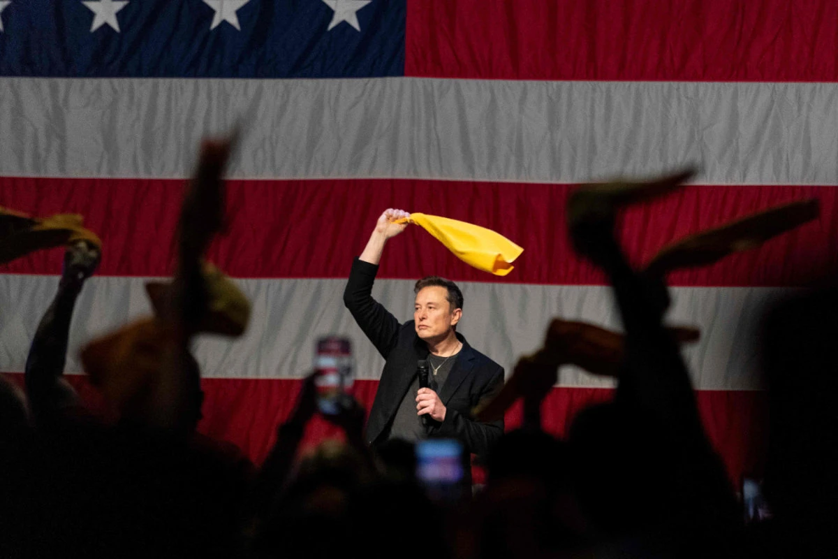 SpaceX and Tesla founder Elon Musk speaks at a town hall with Republican candidate US Senate Dave McCormick at the Roxain Theater on October 20, 2024 in Pittsburgh, Pennsylvania. (Getty Images/AFP)