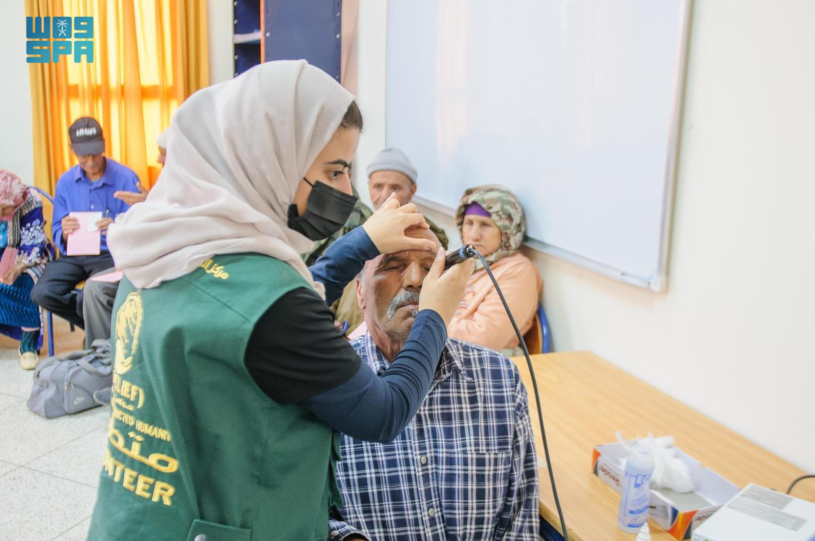 KSrelief concluded the Saudi Noor Voluntary Project to combat blindness in Boulemane, Morocco. (SPA)