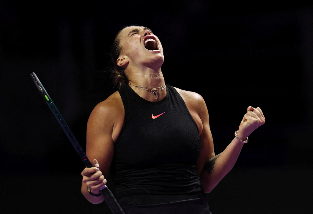 Sabalenka beats Paolini in straight sets to reach last four of WTA Finals