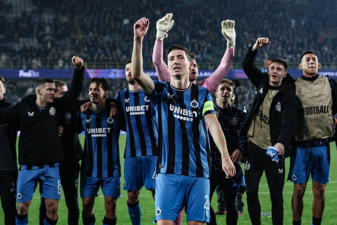 Club Brugge’s Belgian midfielder Hans Vanaken and teammates celebrate after winning their UEFA Champions League, league phase day 4, match against Aston Villa at the Jan Breydelstadion in Bruges on November 6, 2024. (AFP)