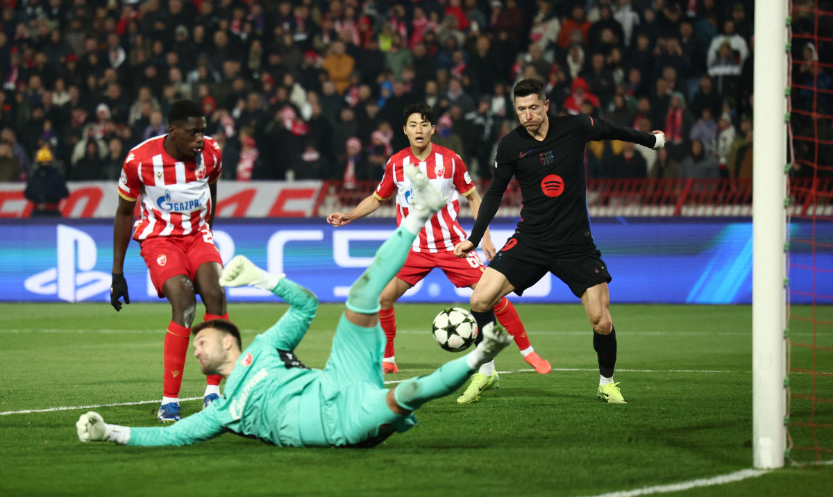 FC Barcelona’s Robert Lewandowski scores their third goal during the Champions League match between Red Star Belgrade and Barcelona at Rajko Mitic Stadium, Belgrade, Serbia, on Wednesday. (Reuters)