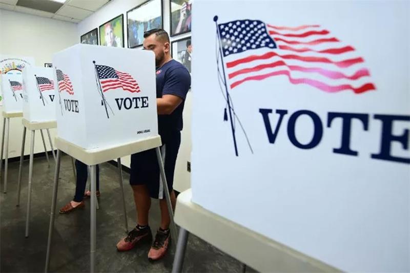 Voters casting their ballots for Early Voting at the Los Angeles County Registrar's Office in Norwalk, California. (AFP)