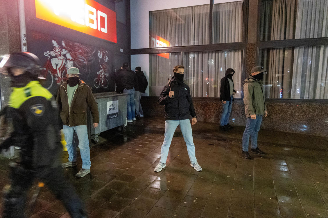 Five new arrests in attacks against Israeli soccer supporters, Dutch police say