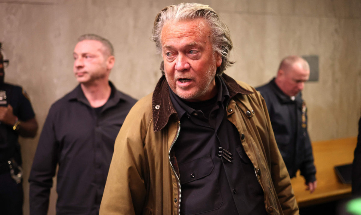 Steve Bannon, former advisor to President-elect Donald Trump, arrives for a court hearing at Manhattan Criminal Court on November 12, 2024 in New York City. (AFP)