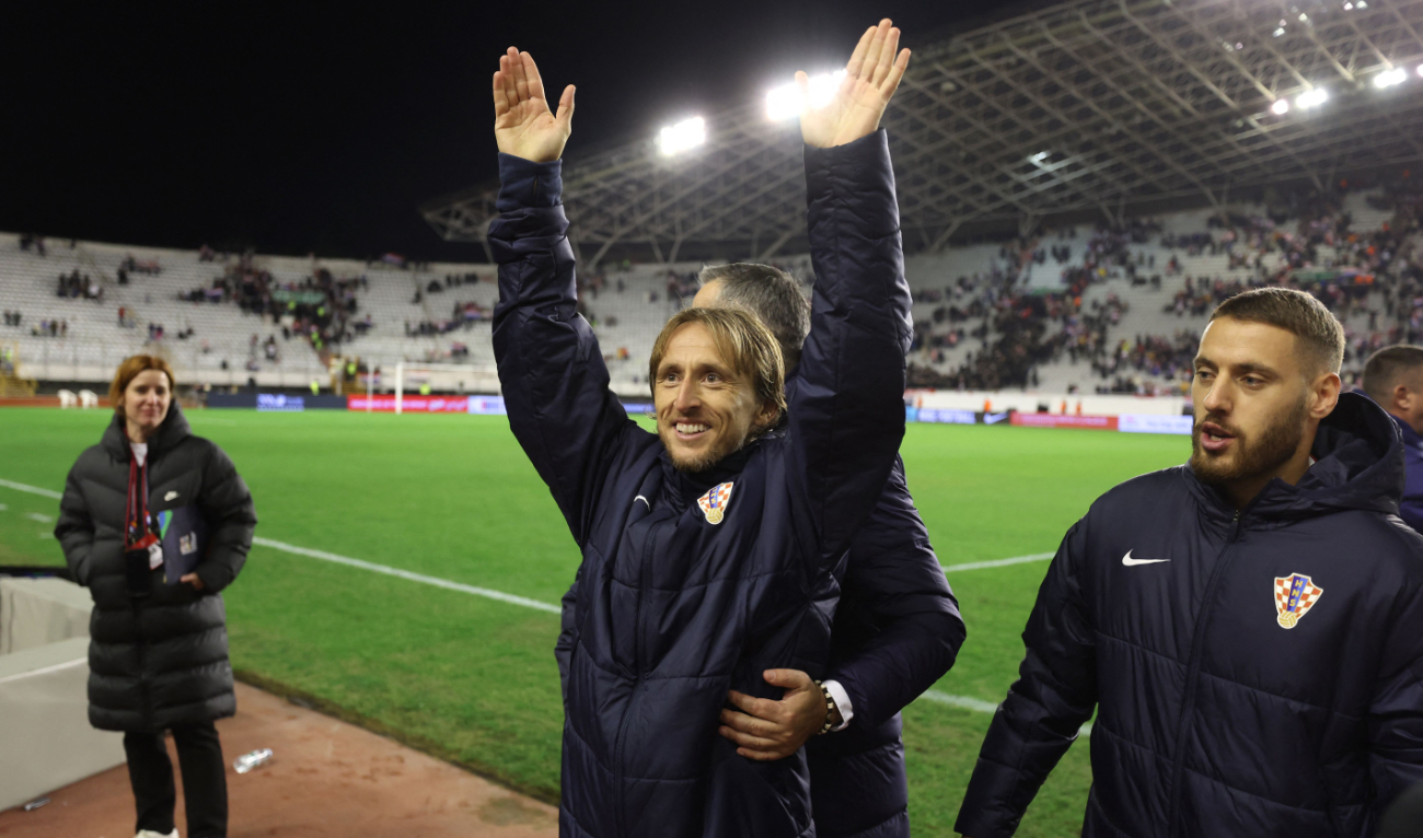 Croatia’s midfielder Luka Modric (C) celebrates after his team qualifyied for the knockout stages of the UEFA Nations League at the end of the League A — Group A1 match against Portugal at the Poljud Stadium in Split, on Nov. 18, 2024. (AFP)