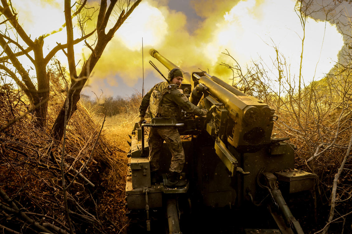 FILE PHOTO: A serviceman of 24th Mechanized brigade named after King Danylo of the Ukrainian Armed Forces fires a 2s5 “Hyacinth-s” self-propelled howitzer toward Russian troops at a front line (Reuters)