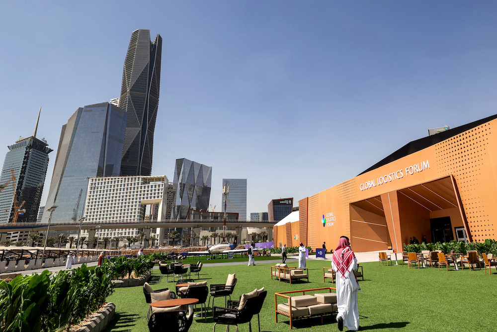 Moody’s expects Saudi Arabia’s non-hydrocarbon private sector GDP to continue expanding by about 4 percent to 5 percent in the coming years. (AFP file photo)