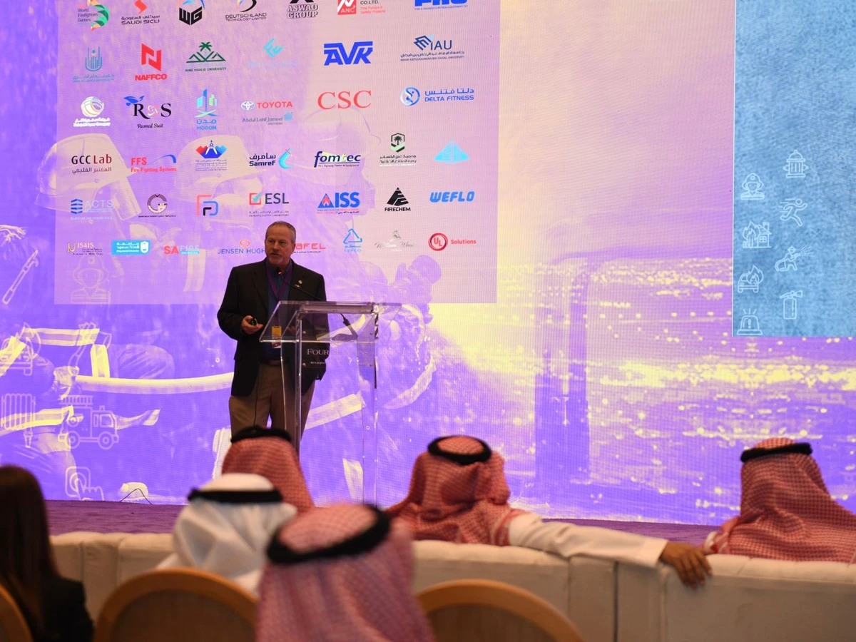 At Riyadh confab, international expert highlights importance of following fire safety measures