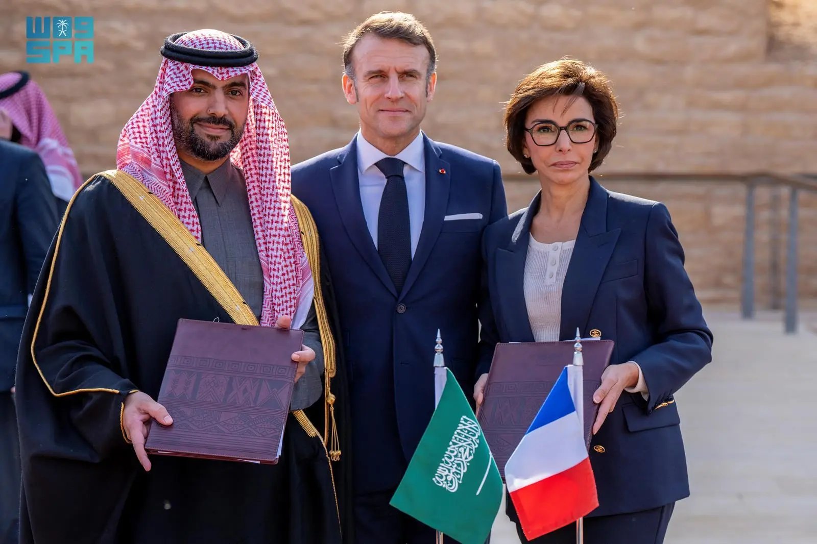 Macron tours At-Turaif district as Saudi Arabia, France sign major cultural agreements