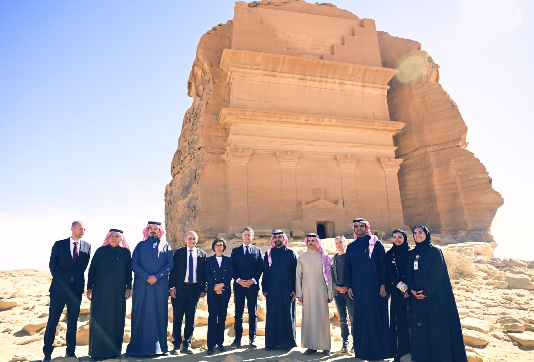 French President Emmanuel Macron and the Saudi Minister of Foreign Affairs, Prince Faisal bin Farhan, during a visit to AlUla Valley, Dec. 4 (SPA)
