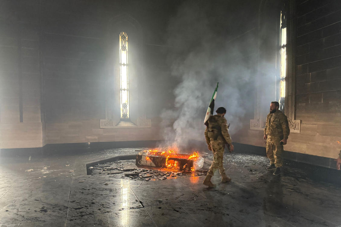 Tomb of Assad’s father set on fire in Syria hometown
