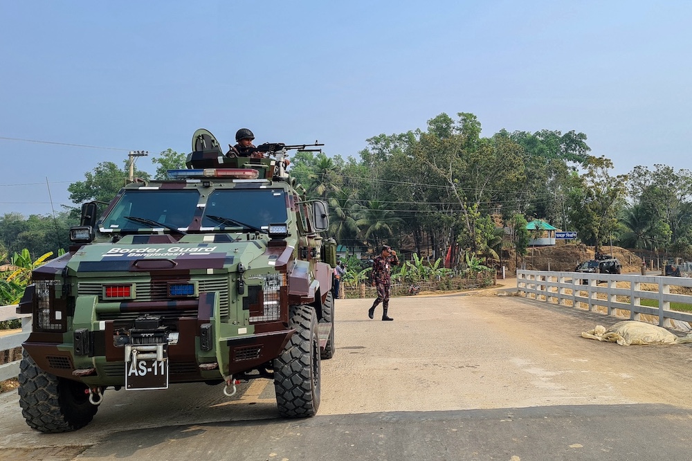 Border Guard Bangladesh personnel patrol near Bangladesh’s border with Myanmar in Ukhia, Cox’s Bazar district on Feb. 7, 2024. (AFP)