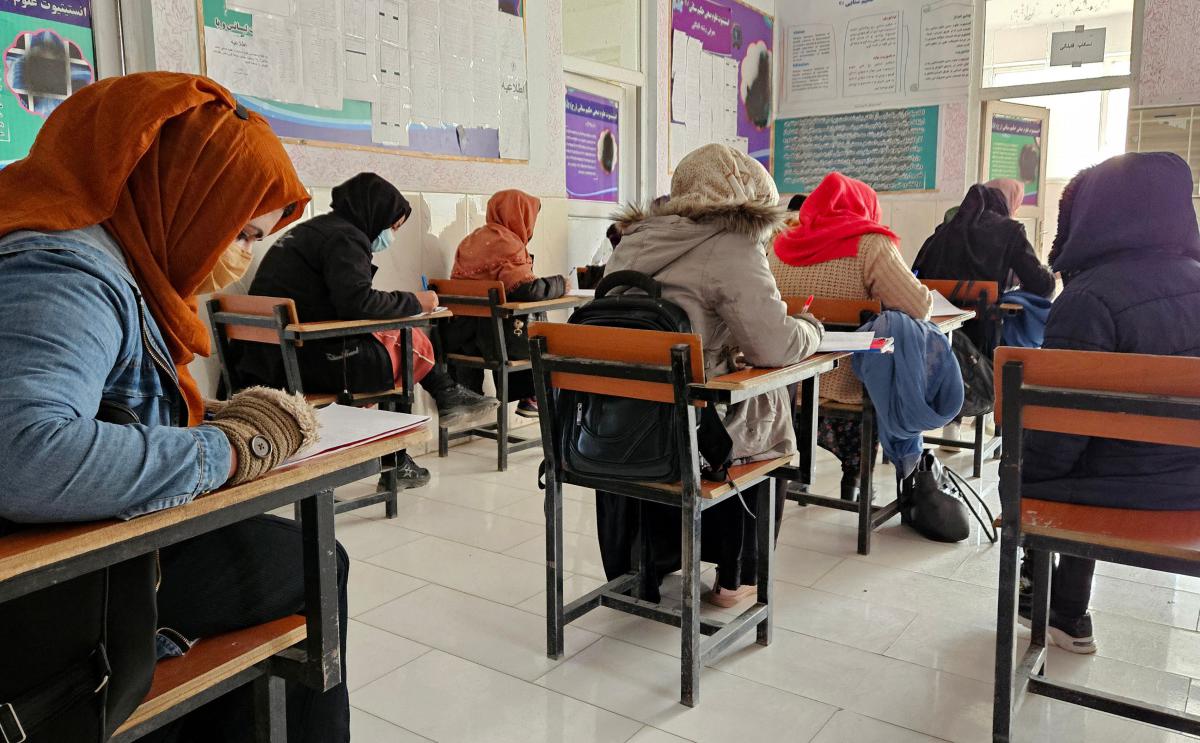 From her private hospital in Afghanistan’s capital, doctor Najmussama Shefajo predicts a rise in maternal mortality rates “within three or four years“. (AFP)