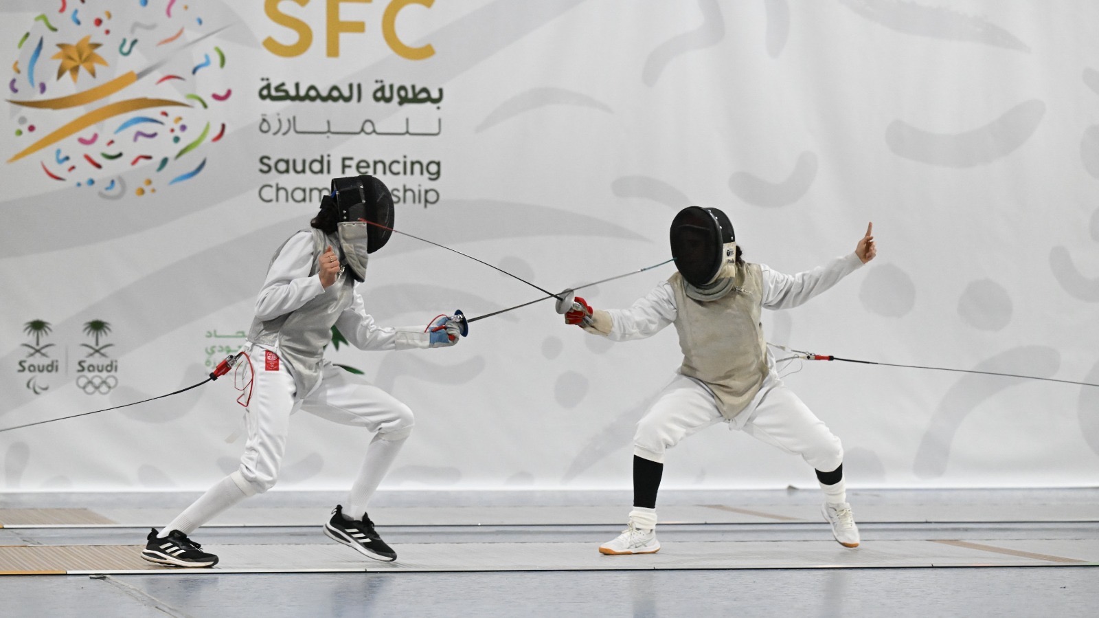 The women’s Saudi Fencing Championship ended on Saturday, with the winners of the general and under-14 categories presented with their medals by Saudi Fencing Federation President Ahmed Al-Sabban. (Supplied)