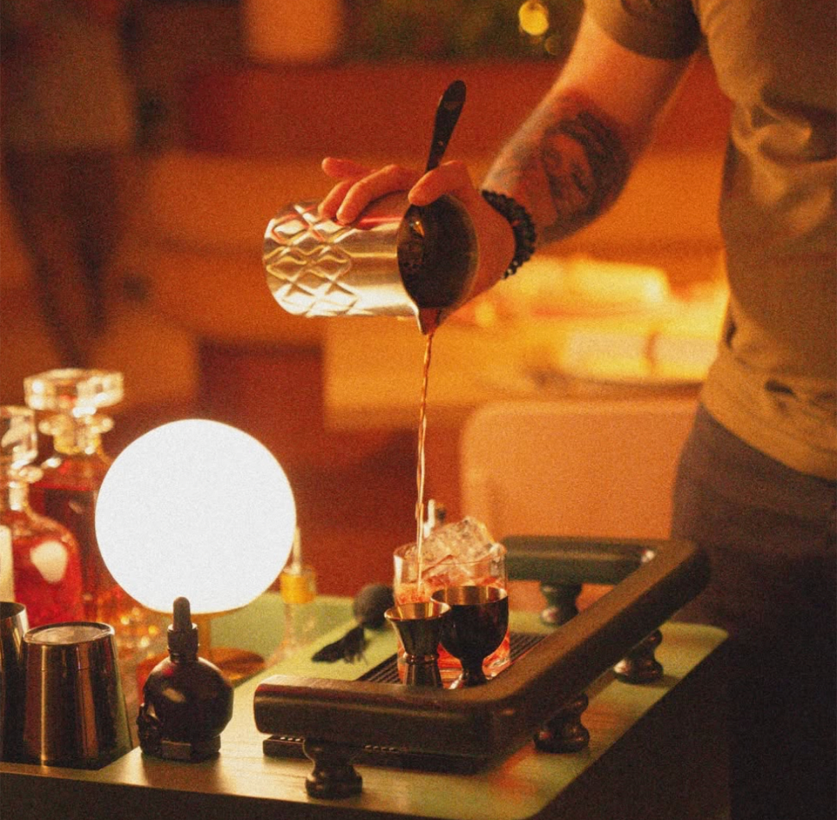For a perfect pairing of cocktails, we recommend the Multinational, which harmoniously blends non-alcoholic Tanqueray, pomegranate and passionfruit with the tartness of Japanese lime; or the Attaché Royal for a sweet refreshing bubbly drink crafted with homemade non-alcoholic Yuzu liqueur with elderflower notes. (Instagram)