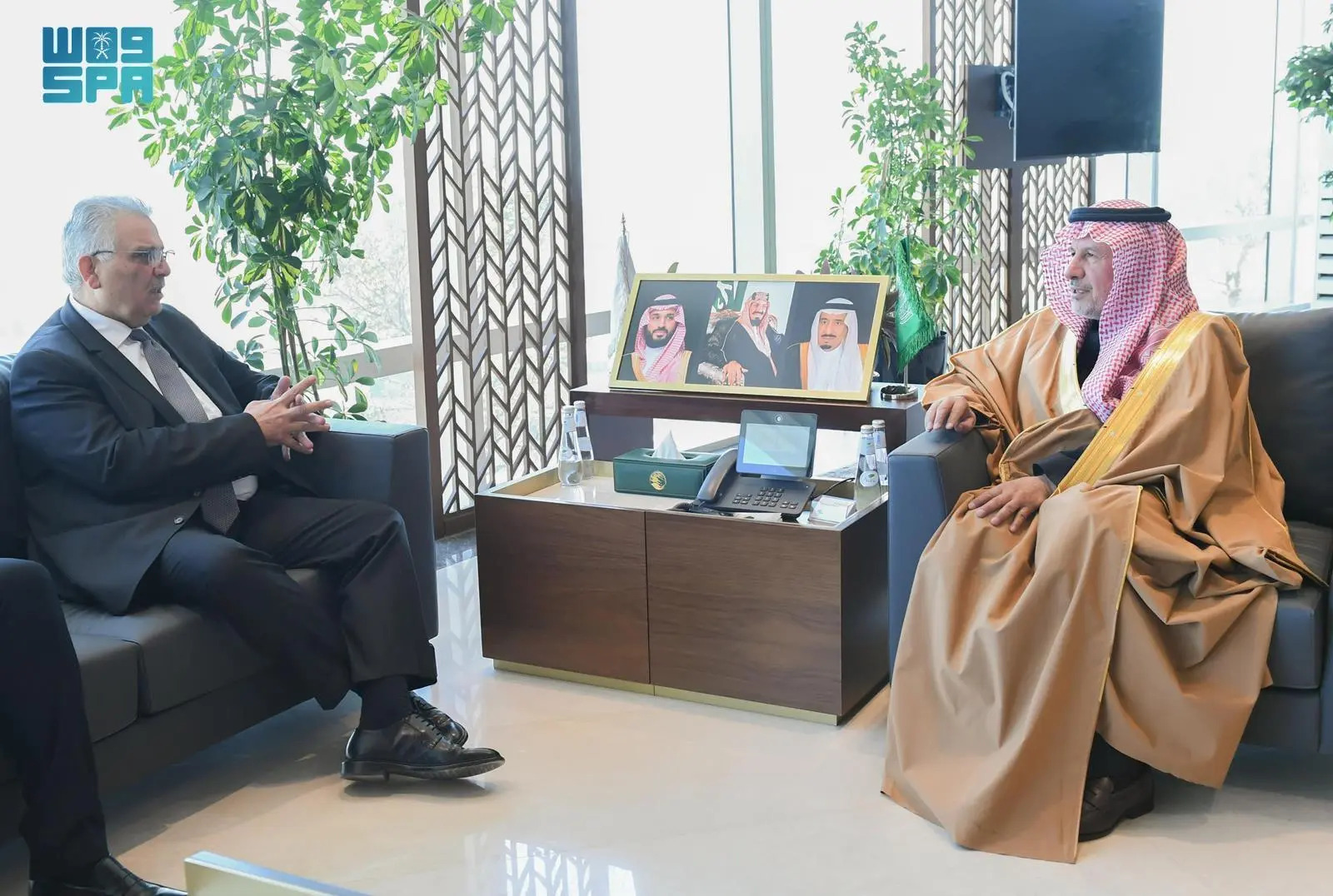 KSrelief chief Dr. Abdullah Al-Rabeeah during his meeting with Mazen Ghoneim, the Palestinian ambassador to Saudi Arabia, Dec. 25 (SPA)