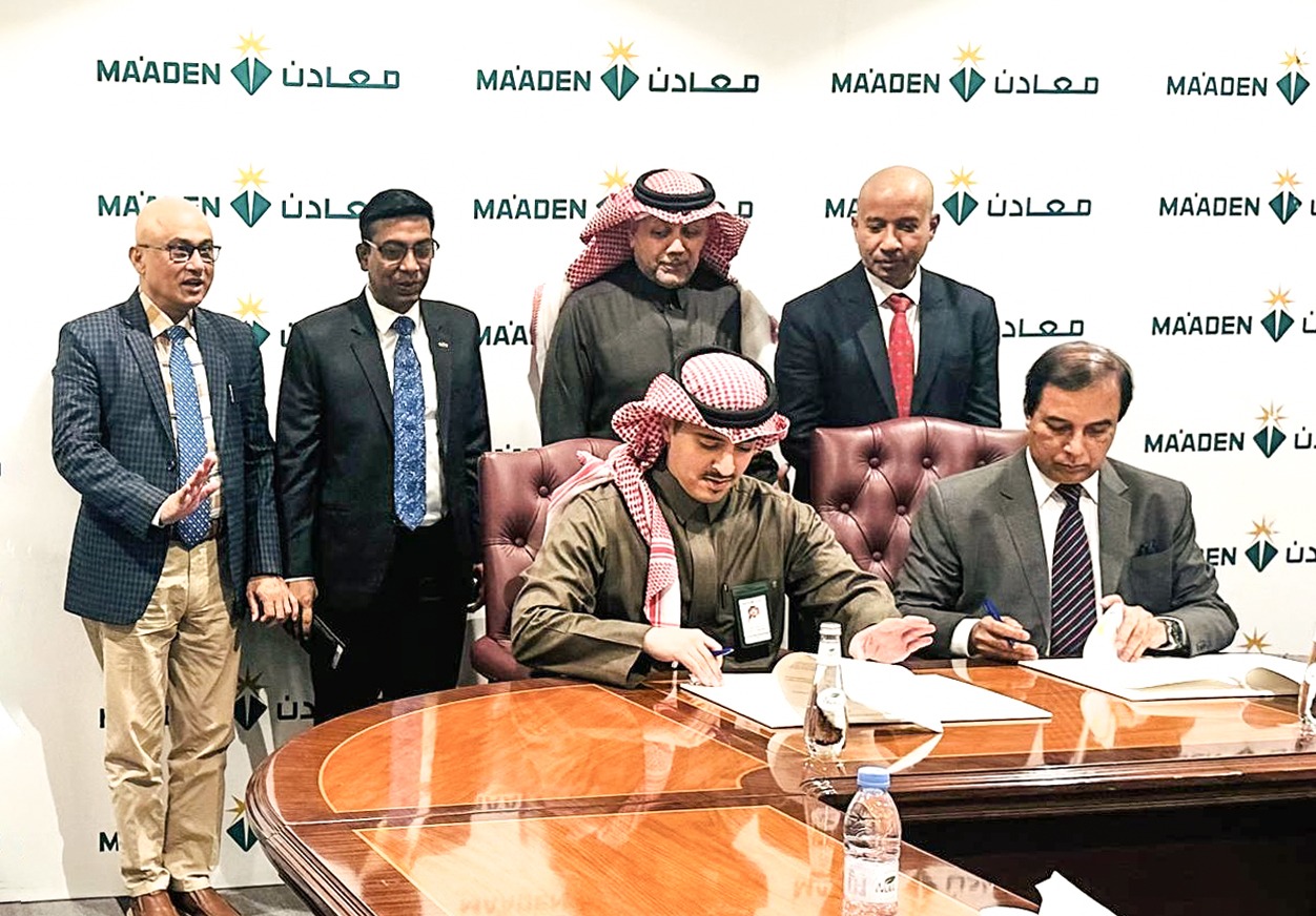 Representatives from Saudi state-owned company Ma’aden and the Bangladesh Agricultural Development Corporation sign a new agreement for import of diammonium phosphate fertilizer in Riyadh on Dec. 15, 2024. (BADC)