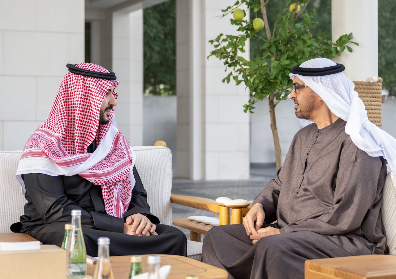 Saudi Prince Khalid bin Salman, Minister of Defense, meets Sheikh Mohammed bin Zayed Al Nahyan, President of the United Arab Emirates, in the capital Abu Dhabi. (SPA)