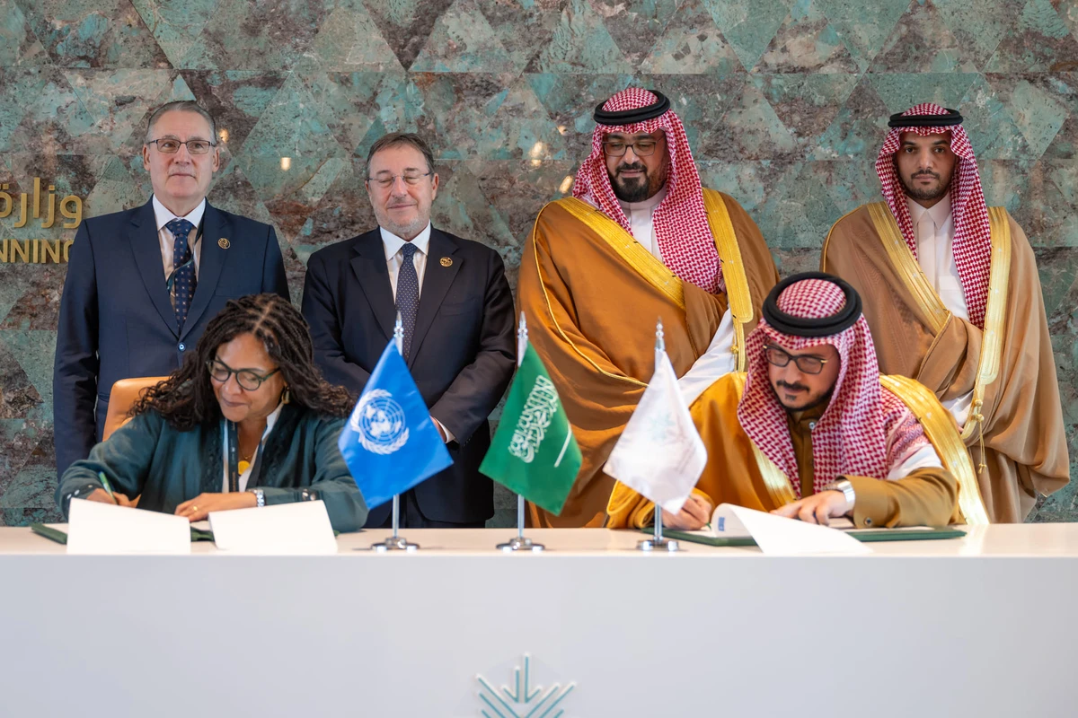 The signing ceremony was attended by key officials including Faisal Al-Ibrahim, minister of Economy and Planning, Achim Steiner, UNDP administrator, and Ammar Nagadi, vice minister of Economy and Planning. Supplied