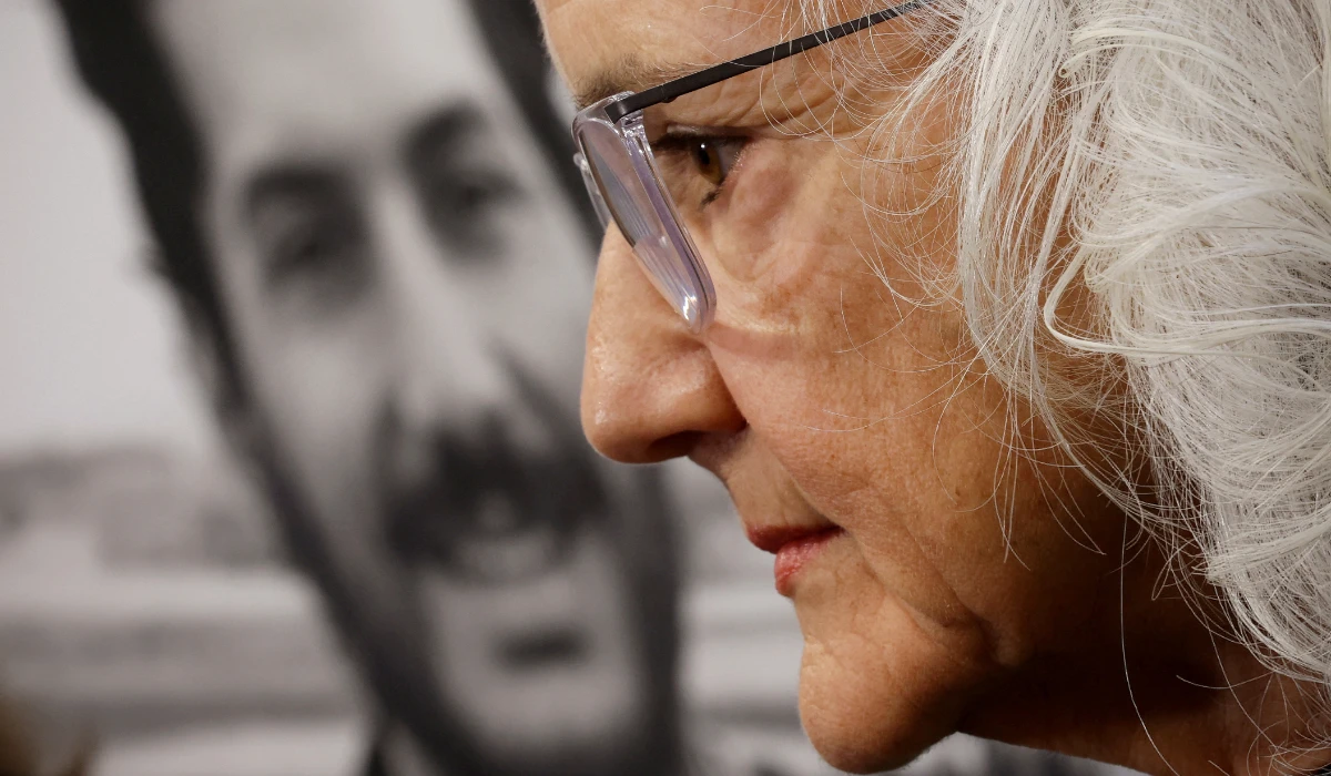 Family of journalist missing in Syria since 2012 meets top US official, says he’s alive