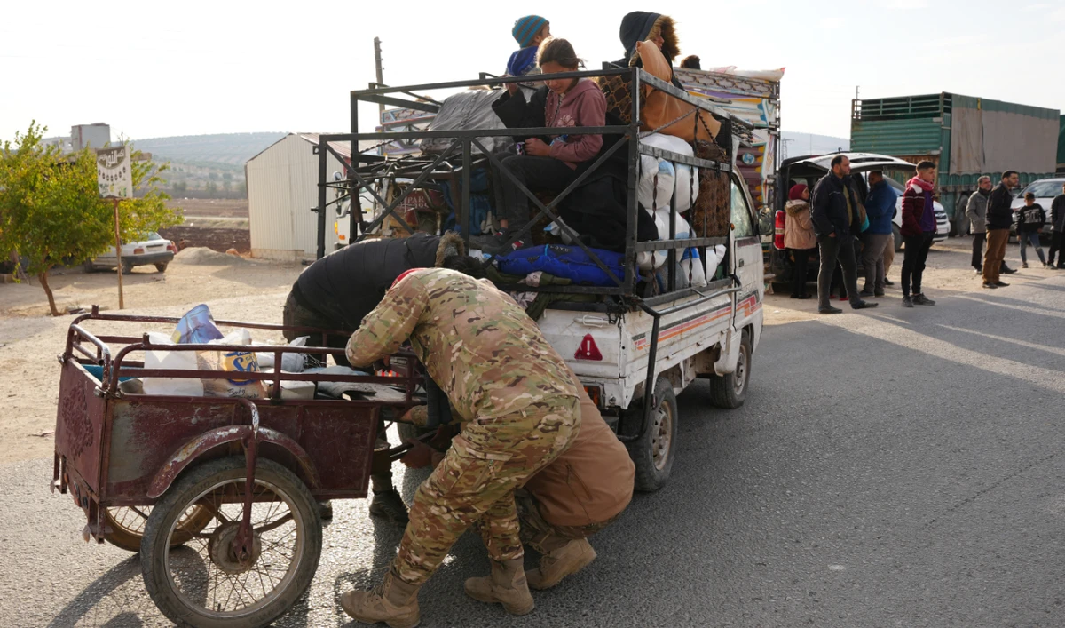 Syrian Kurdish families in Afrin region return to their villages on Dec. 5, 2024. (AFP)