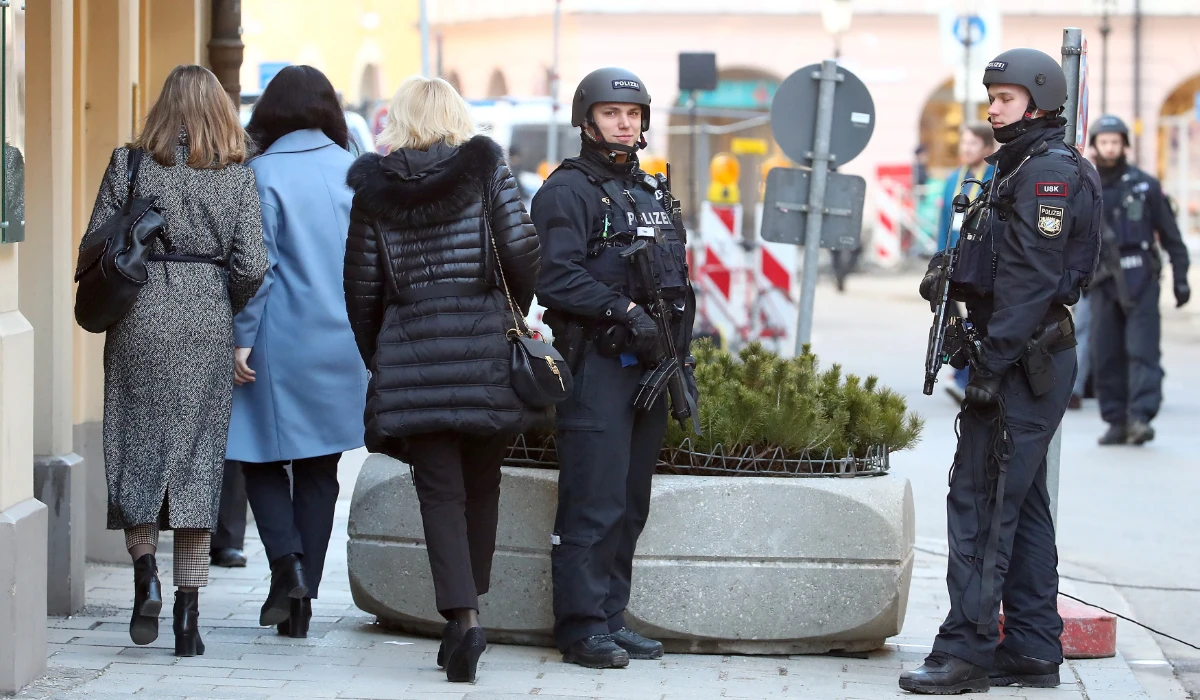 Police stand guard in Munich, Germany. (REUTERS file photo)