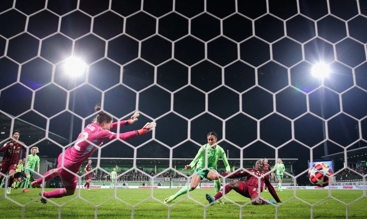 Wolfsburg earn key win over Roma in Women’s Champions League, Lyon net six past Galatasaray