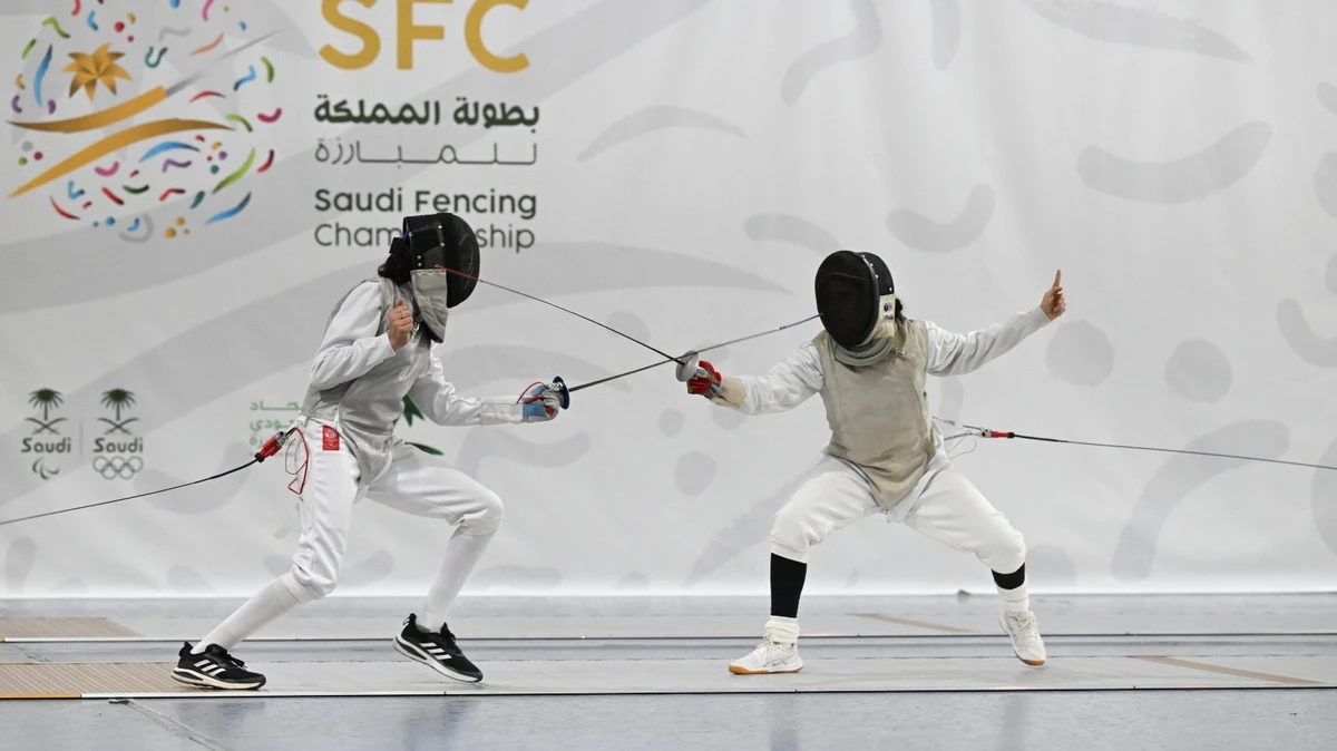 The women’s Saudi Fencing Championship ended on Saturday, with the winners of the general and under-14 categories presented with their medals by Saudi Fencing Federation President Ahmed Al-Sabban. (Supplied)