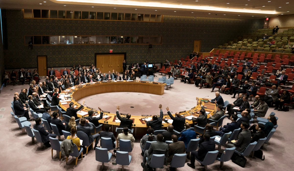 Members of the Security Council vote during a United Nations Security Council meeting on a ceasefire in Syria February 24, 2018 in New York. (AFP)